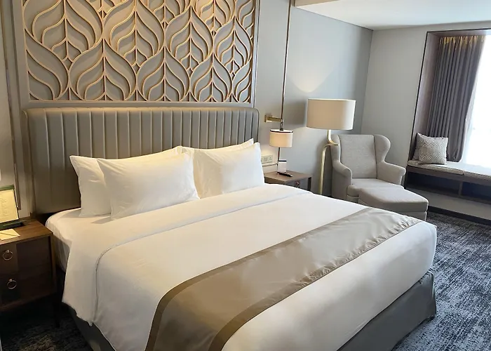Executive King Room